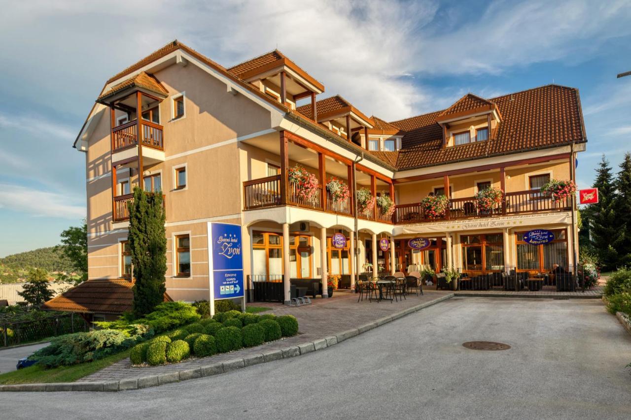 Garni Hotel Zvon Zrece Luaran gambar
