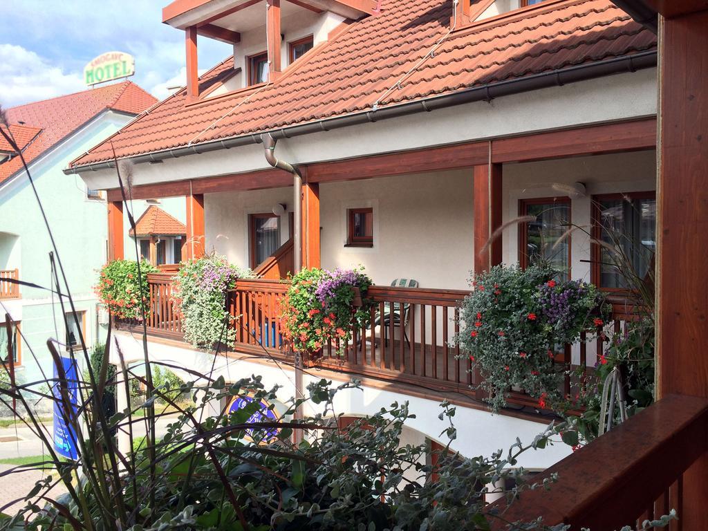 Garni Hotel Zvon Zrece Luaran gambar