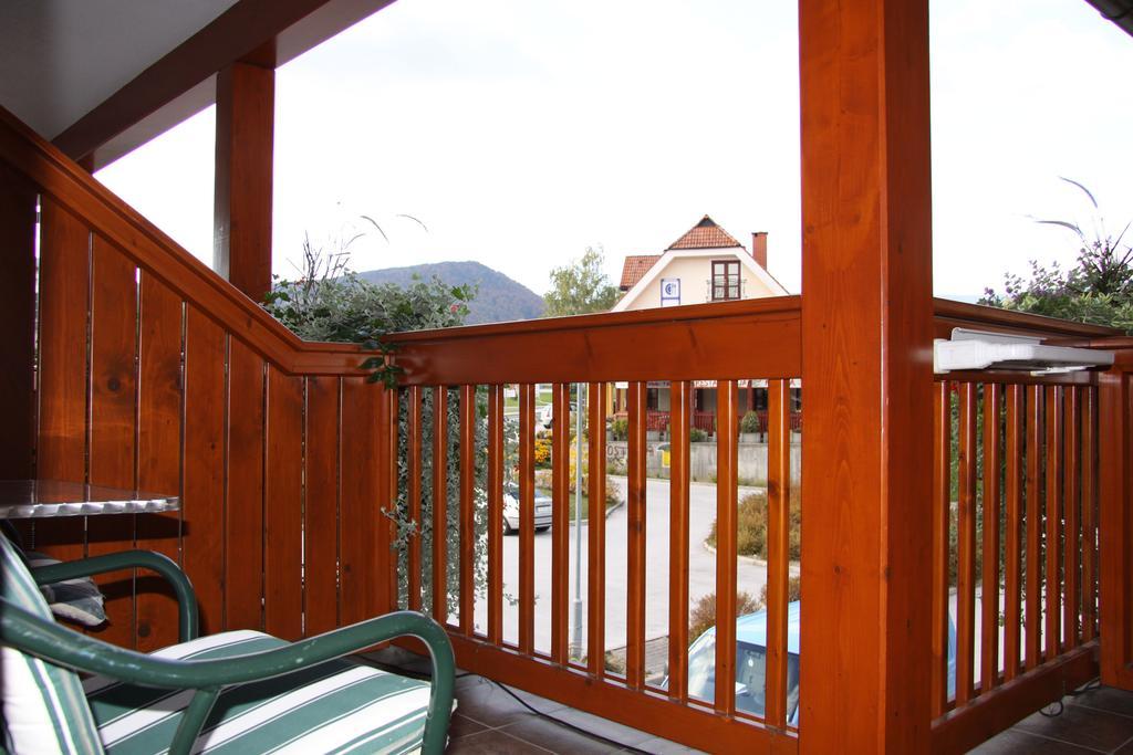 Garni Hotel Zvon Zrece Luaran gambar